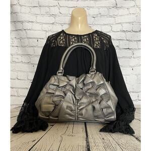 NWOT‎ Nine & Company Gray Ruffle Purse Detachable Shoulder Strap